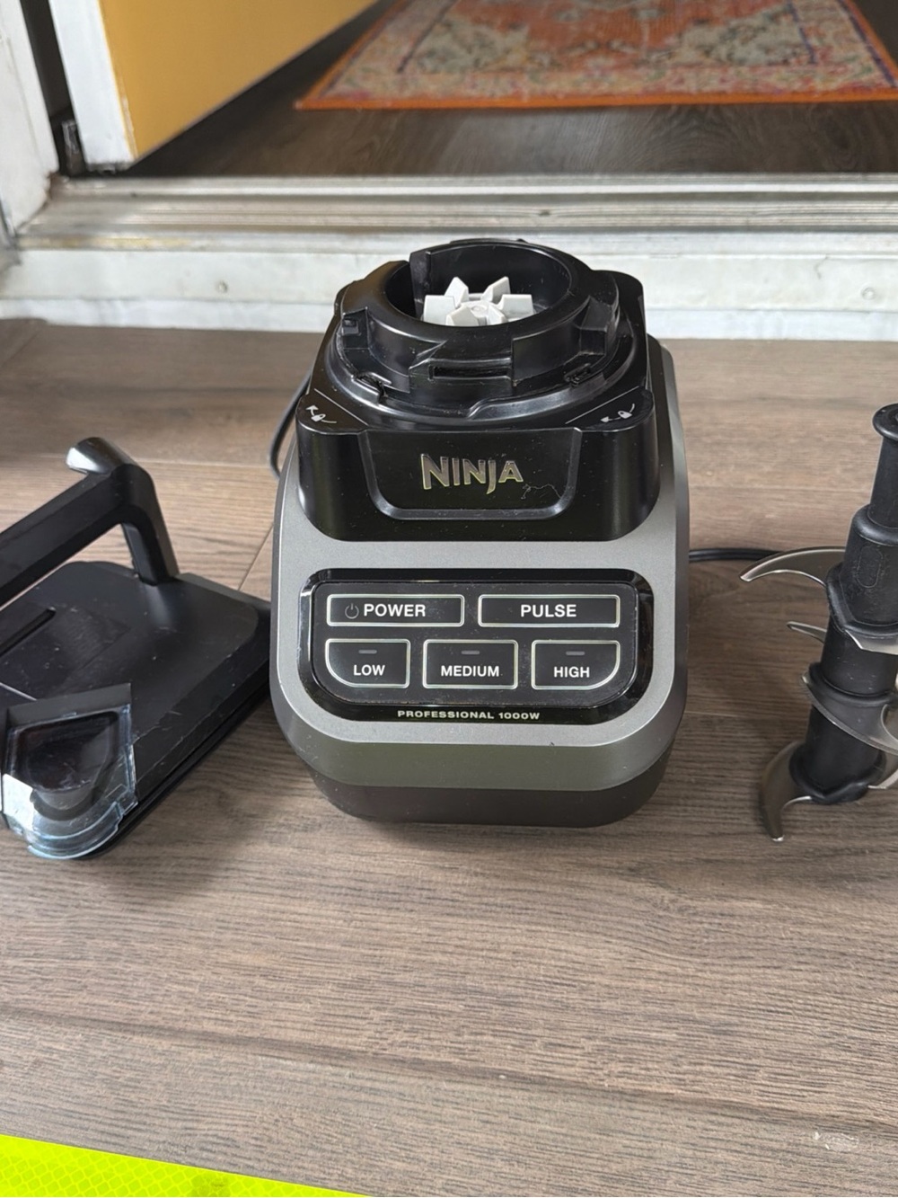 Ninja Professional Blender Base 1000W BL610 Pro plus Lid and Blade NO PITCHER
